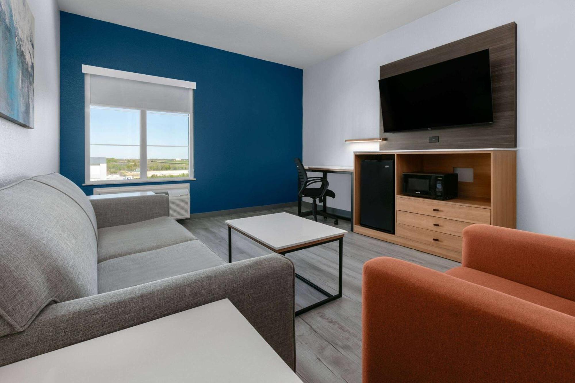 La Quinta Inn & Suites By Wyndham Ft Worth-Burleson Zewnętrze zdjęcie