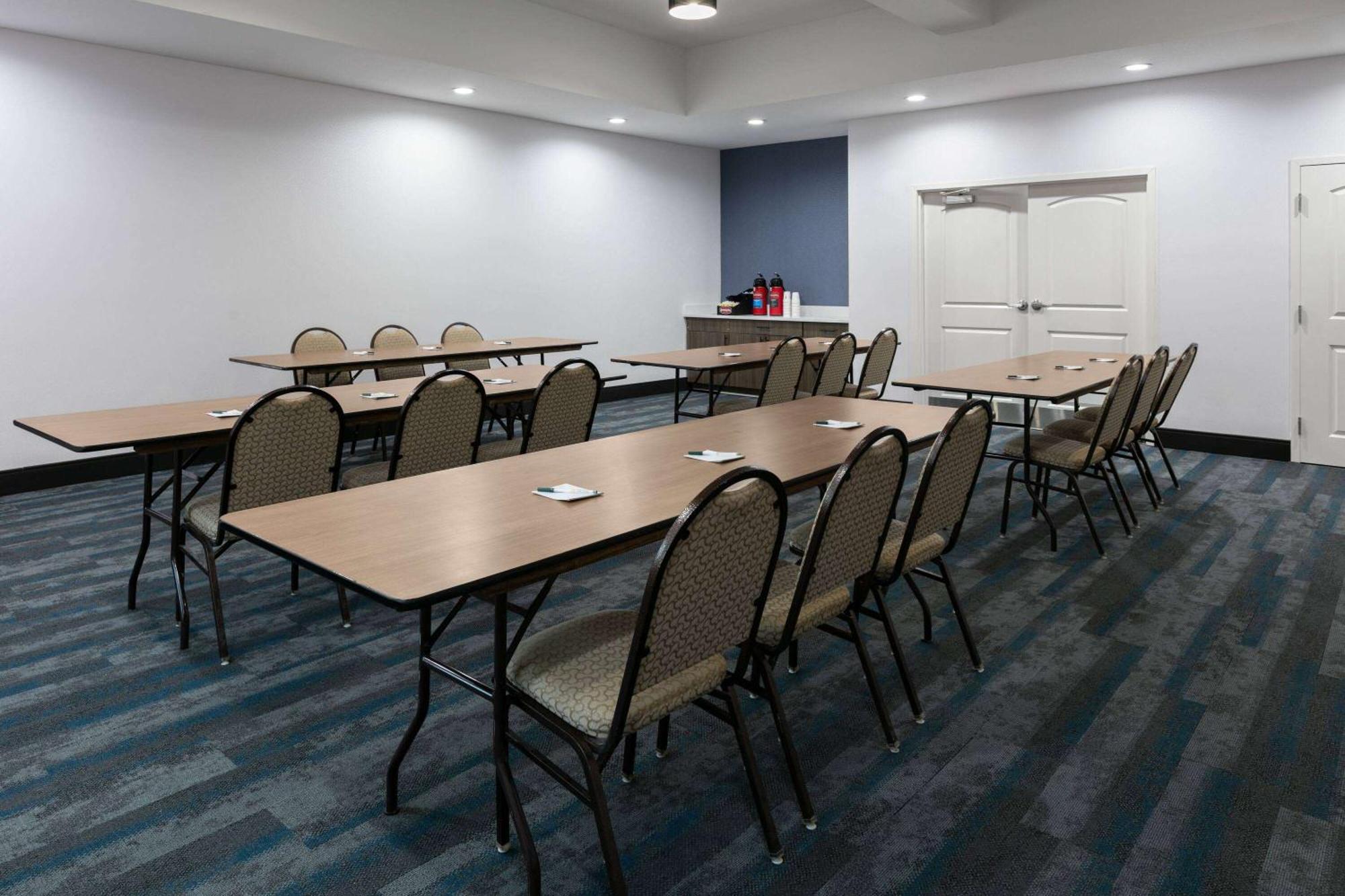 La Quinta Inn & Suites By Wyndham Ft Worth-Burleson Zewnętrze zdjęcie